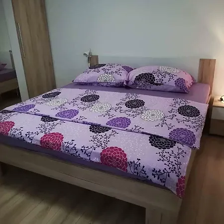 Natali Apartment