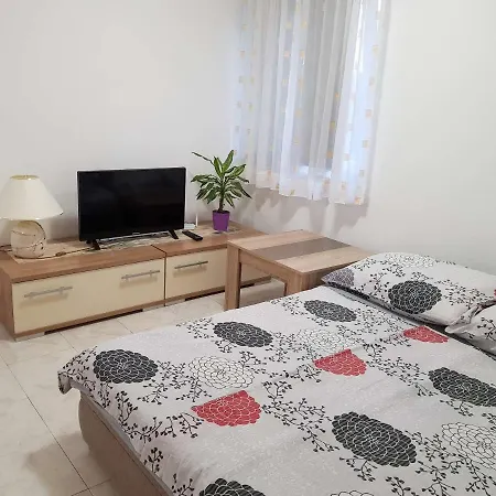 Apartment Natali *