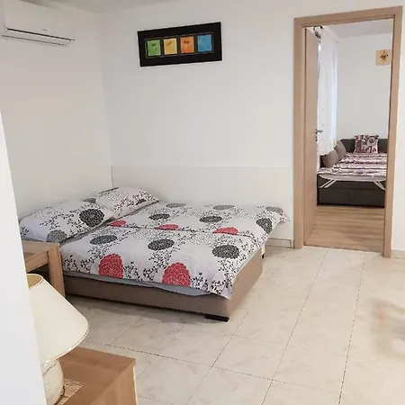 Apartment Natali *